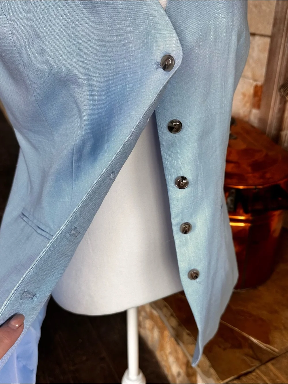Tahari Powder Blue Sleeveless Tailored Vest